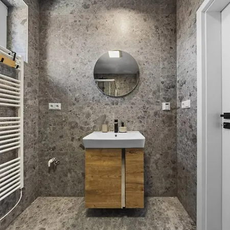 Panorama View Iii Вельки-Славков